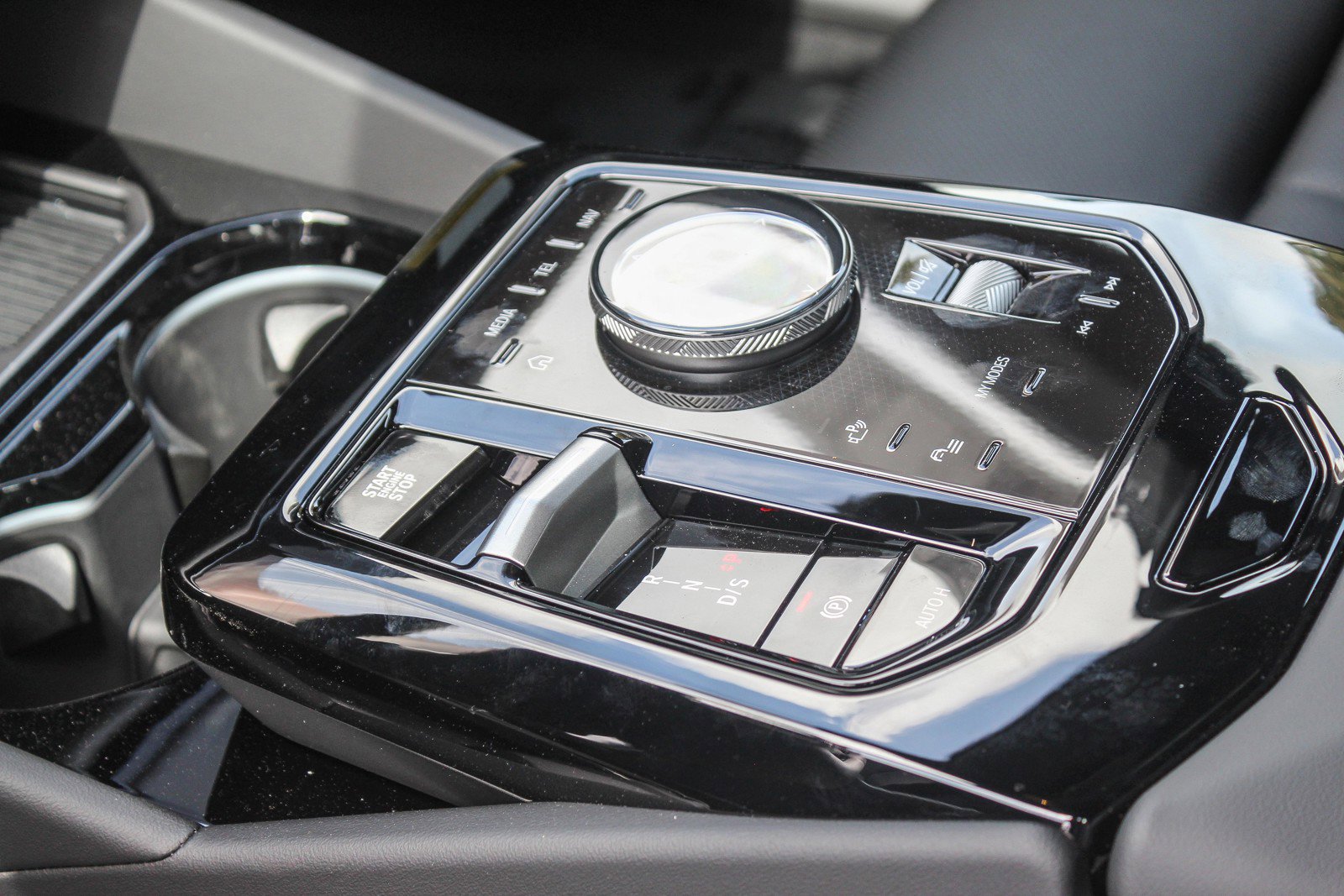 2025 Bmw 530i photo 18