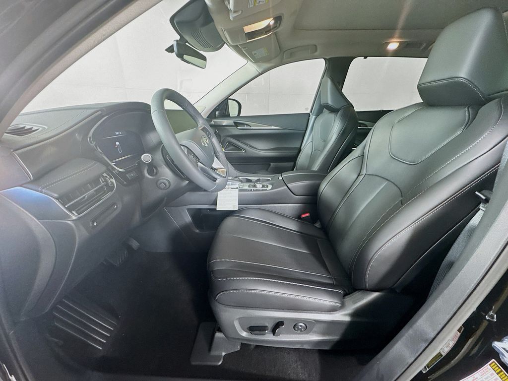 2026 Infiniti QX60 Luxe photo 20