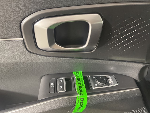2025 Kia Sorento S photo 15