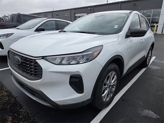 2023 Ford Escape Active photo 2