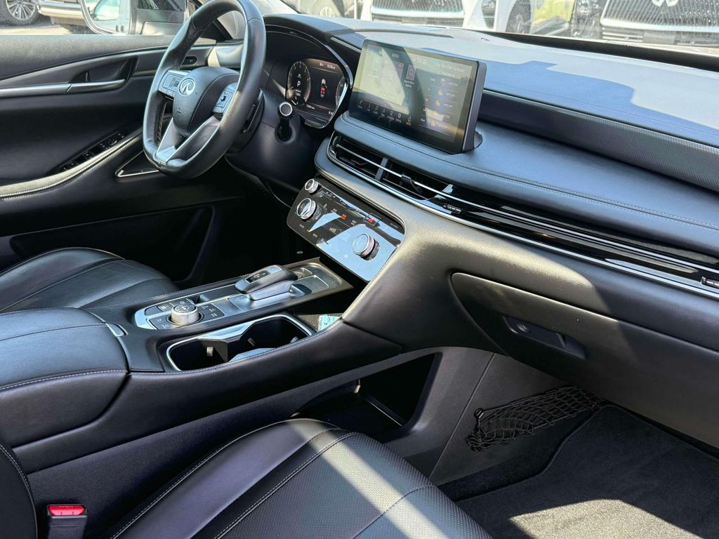 2022 Infiniti QX60 Luxe photo 26