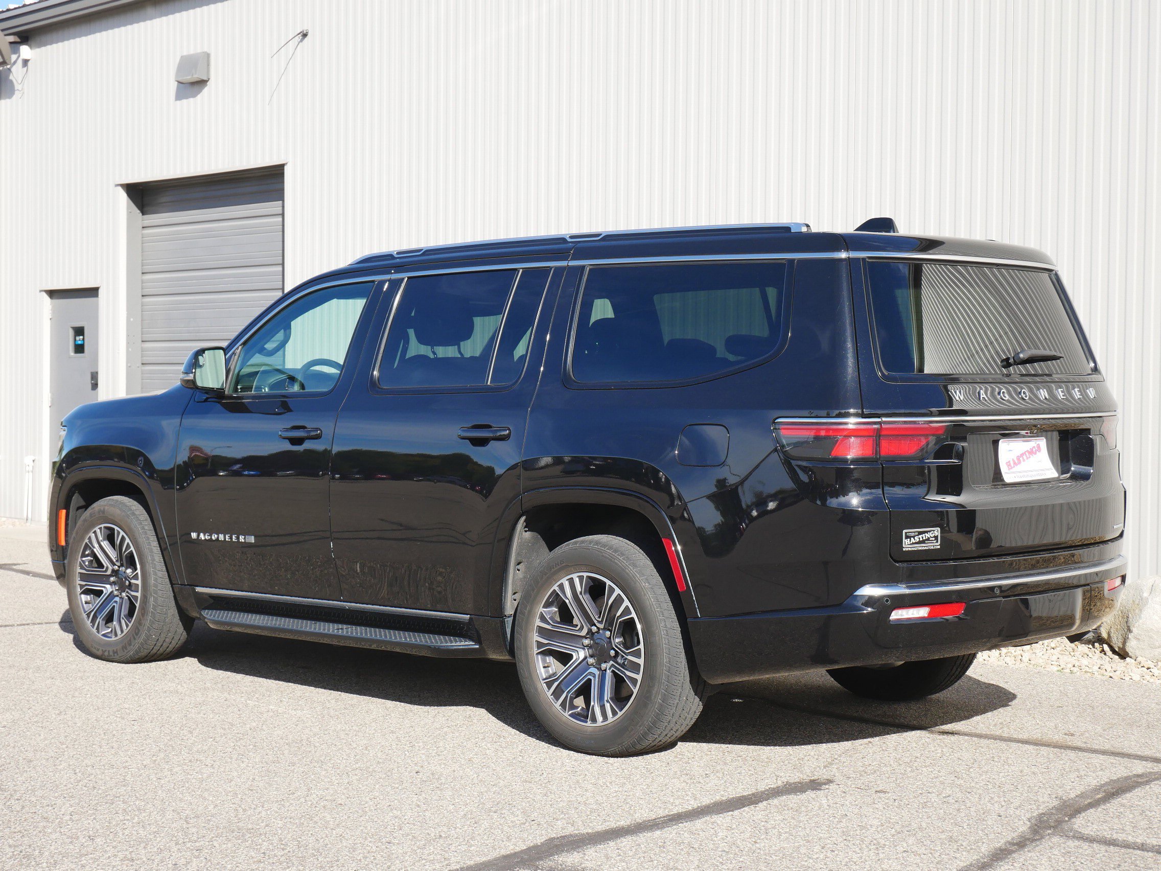 2024 Jeep Wagoneer Series II photo 3