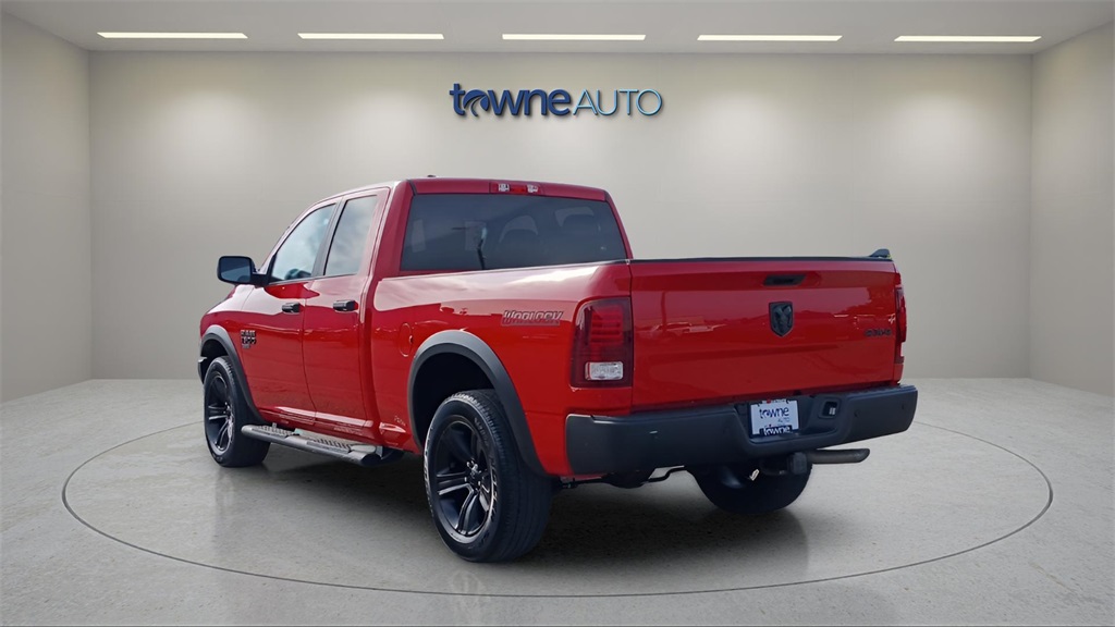 2022 Ram 1500 Classic Warlock photo 3