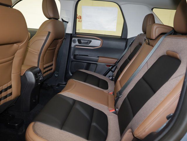 2025 Ford Bronco Sport Outer Banks photo 17
