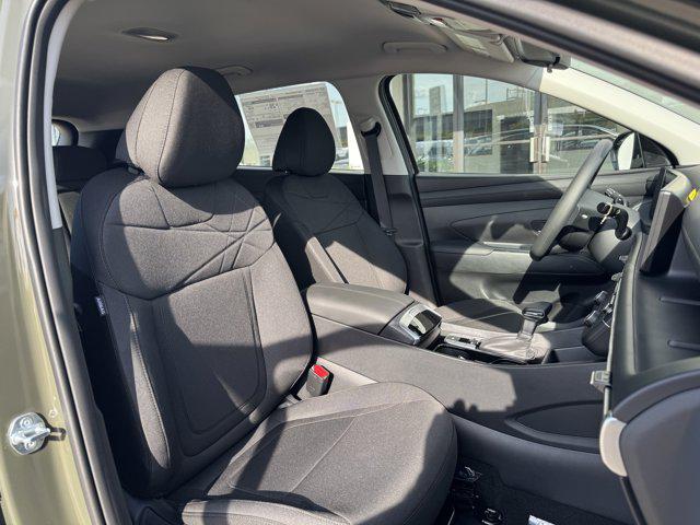 2025 Hyundai Tucson SE photo 21