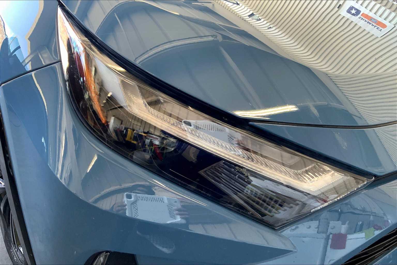 2024 Toyota RAV4 Hybrid XSE photo 24