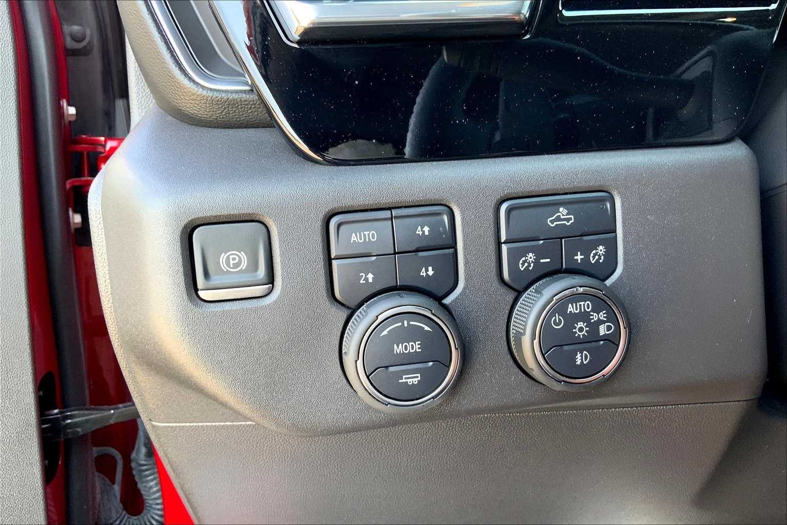 2024 Chevrolet Silverado 1500 LT Trail Boss photo 34