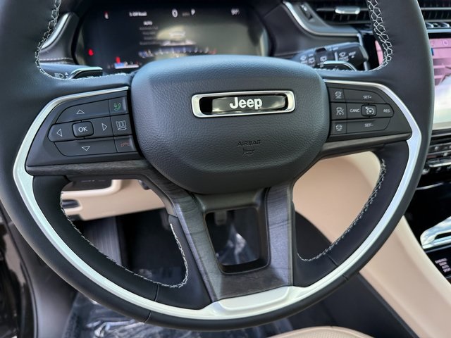 2025 Jeep Grand Cherokee Limited photo 34