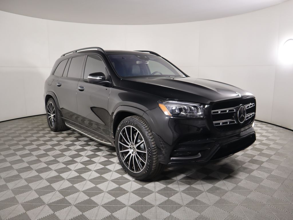 2022 Mercedes Benz GLS 450 4MATIC photo 3