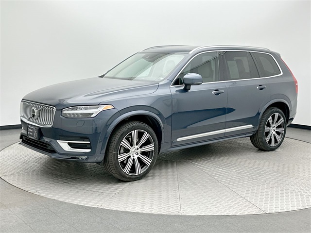 2022 Volvo XC90 Inscription's photo