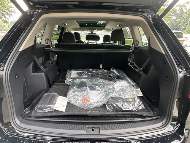 2026 Volkswagen Atlas SEL Premium R-Line photo 16