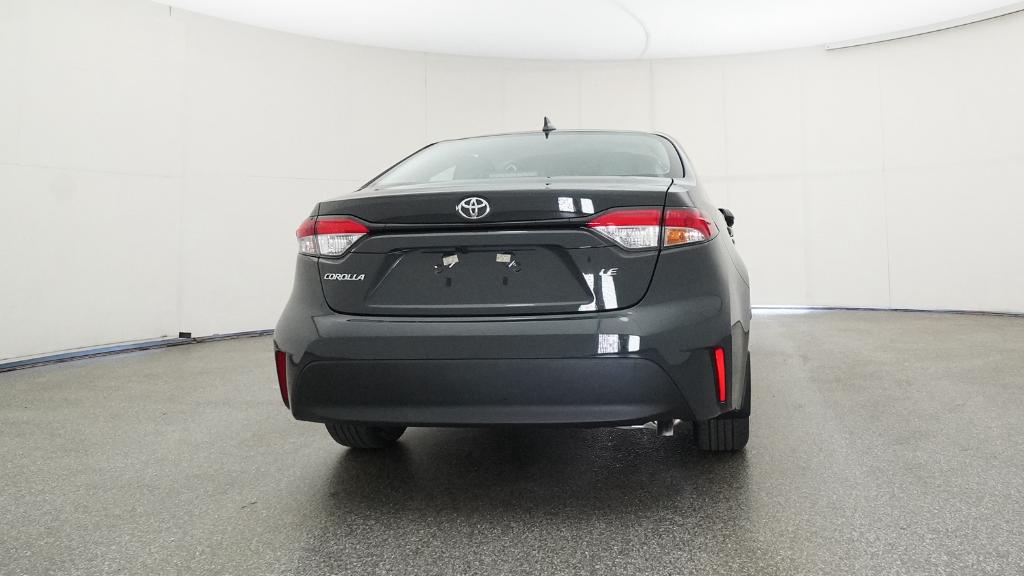 2025 Toyota Corolla LE photo 17