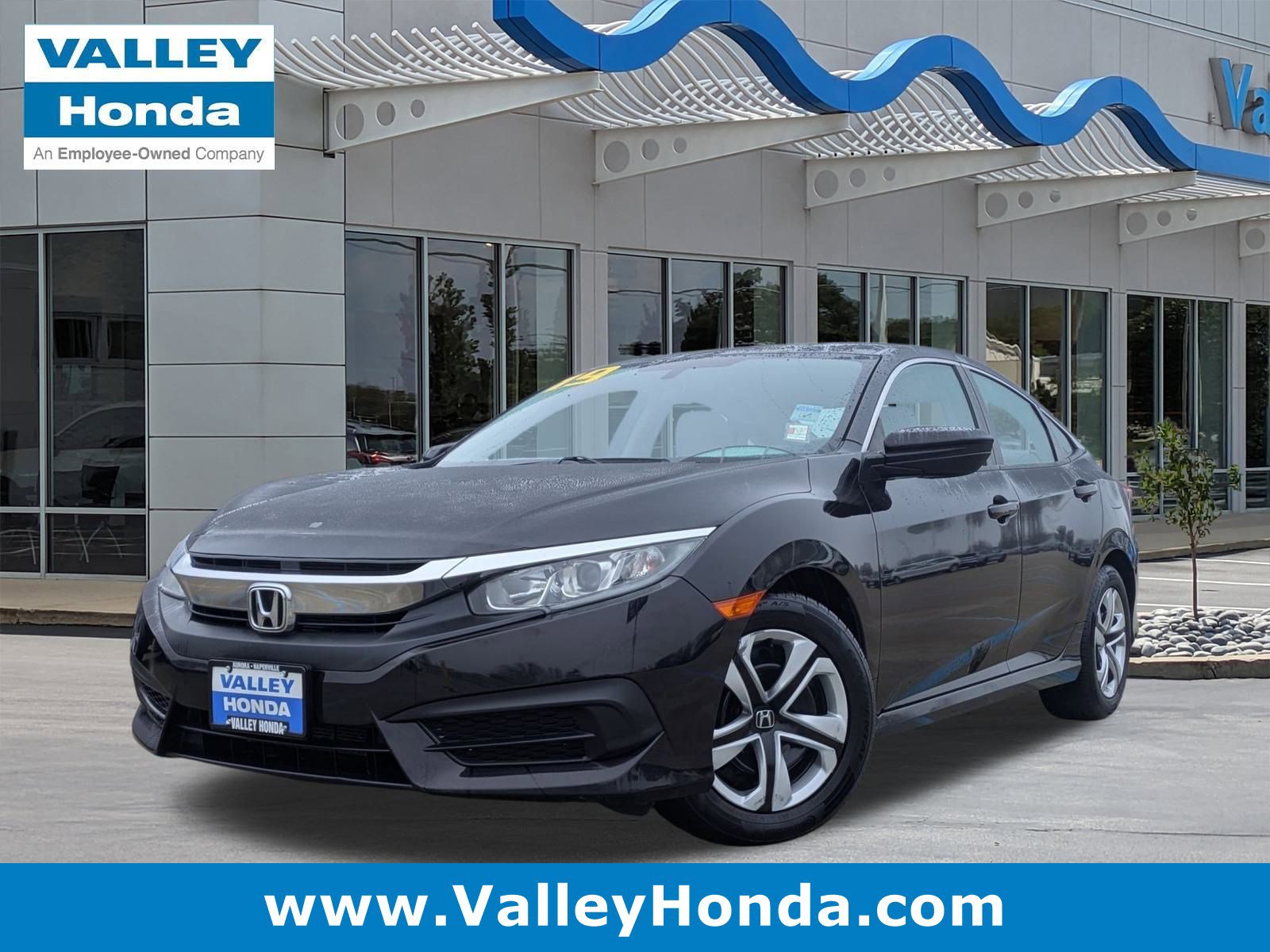 2018 Honda Civic LX's photo