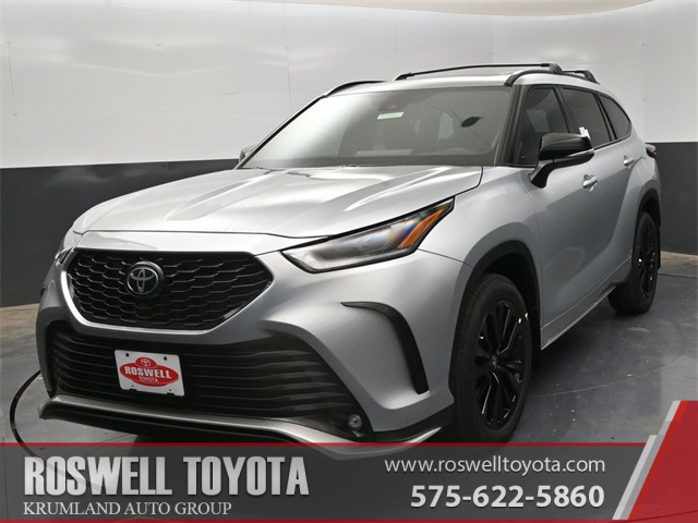 2025 Toyota Highlander XSE's photo