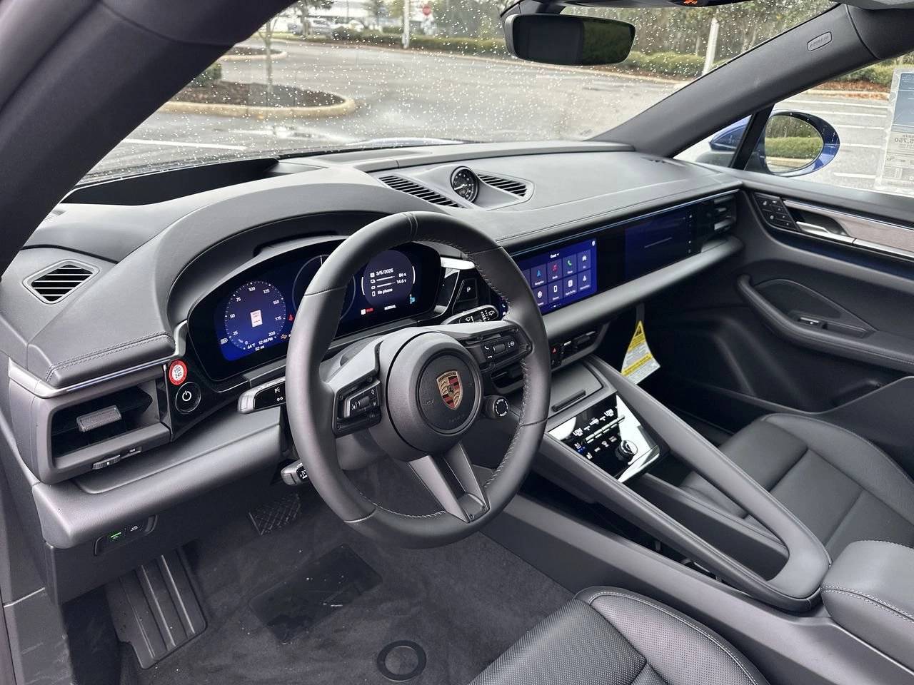 2024 Porsche Macan 4 Electric photo 12