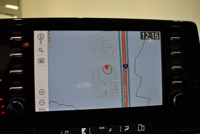 2023 Toyota Sienna XSE photo 24