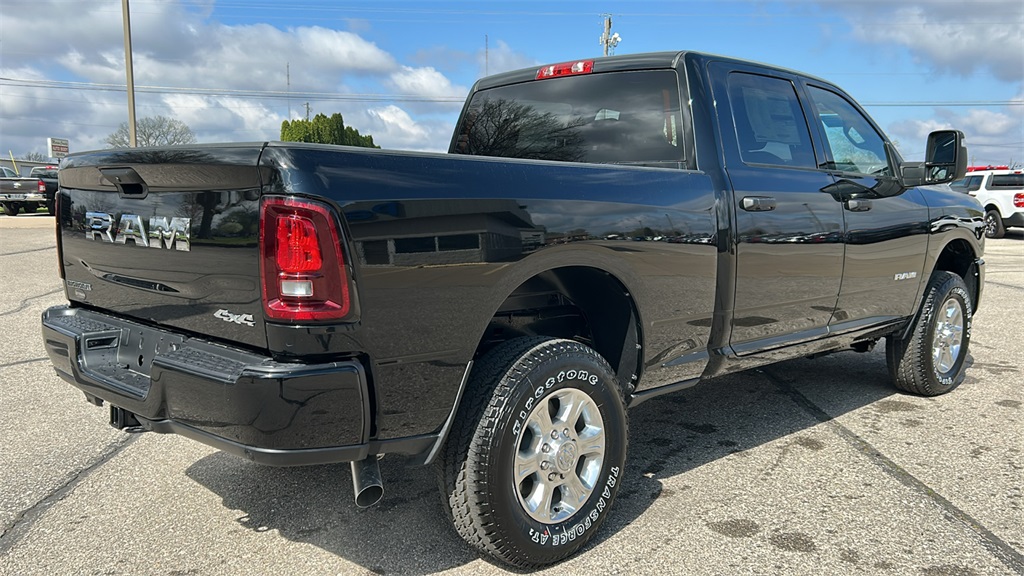 2025 Ram 2500 Big Horn photo 3