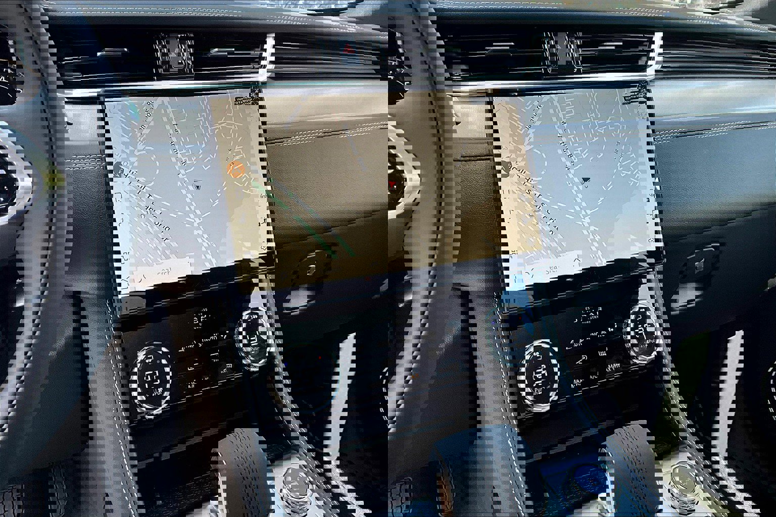2026 Jaguar F-PACE P250 R-Dynamic S photo 8