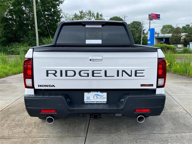 2025 Honda Ridgeline TrailSport photo 3