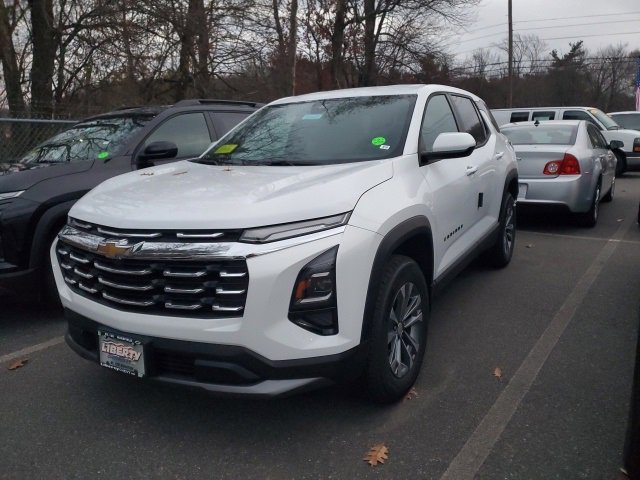 2026 Chevrolet Equinox LT photo 3