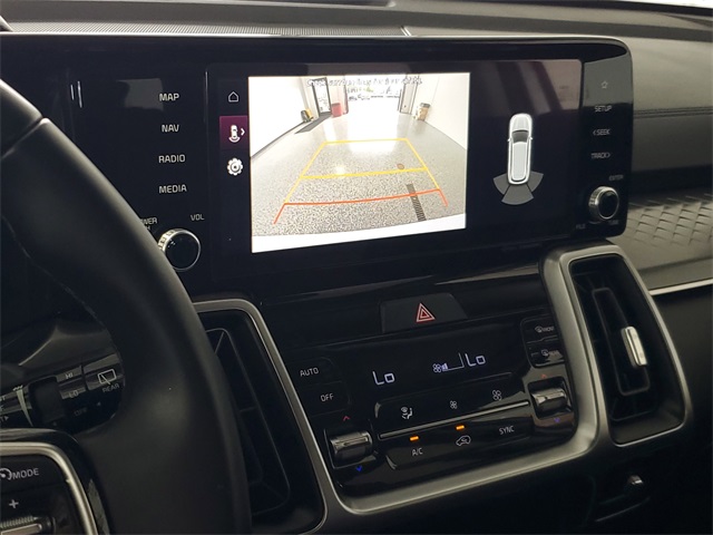 2022 Kia Sorento S photo 22