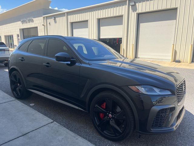 2021 Jaguar F-PACE SVR photo 3