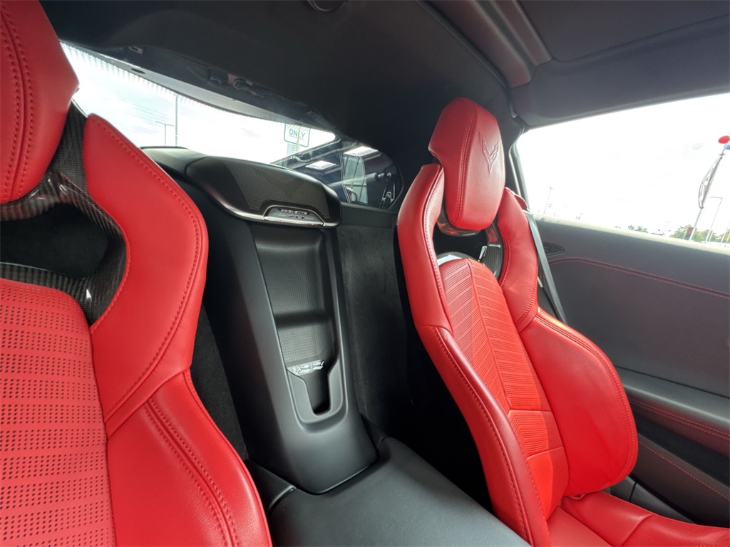 2023 Chevrolet Corvette Stingray 2LT photo 13