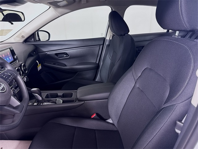 2025 Nissan Sentra S photo 5