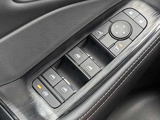 2026 Nissan Rogue SV photo 22