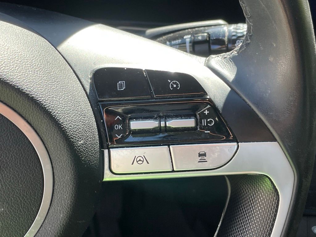 2023 Hyundai Elantra SEL photo 13