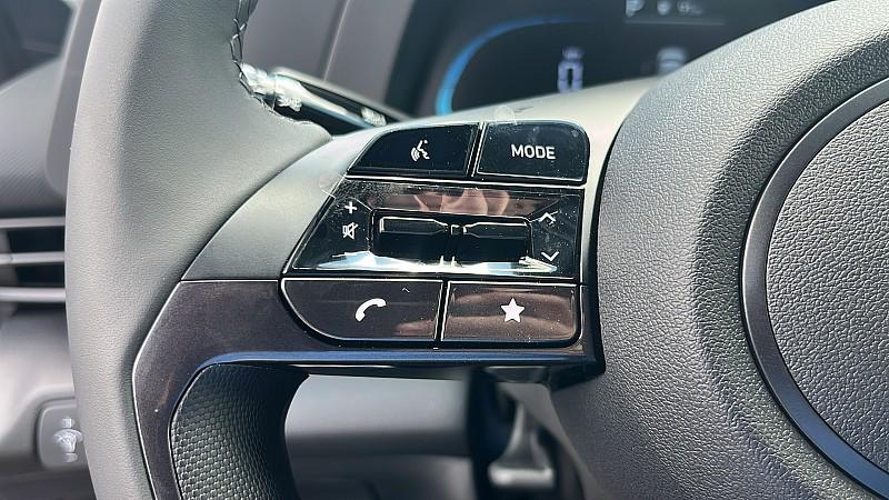 2025 Hyundai Elantra SEL Sport photo 39