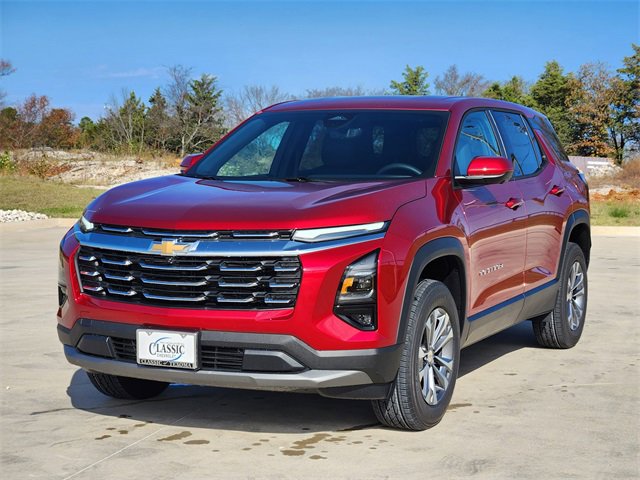 2026 Chevrolet Equinox LT photo 2