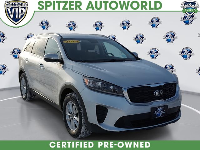 2019 Kia Sorento LX's photo
