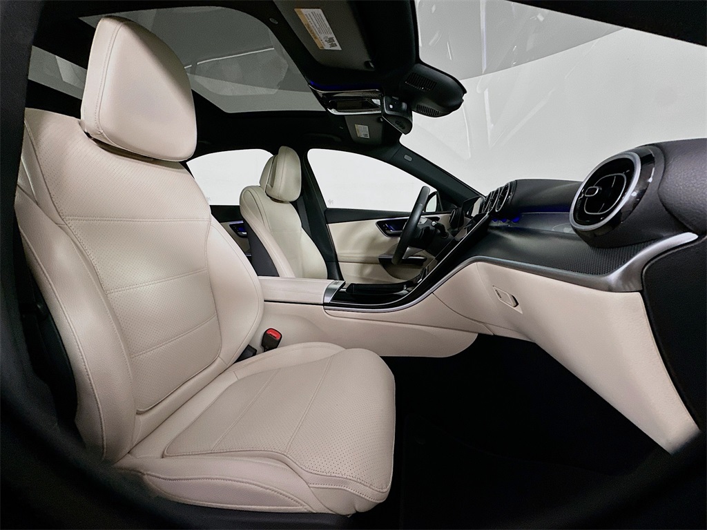 2025 Mercedes Benz C 300 4MATIC photo 27