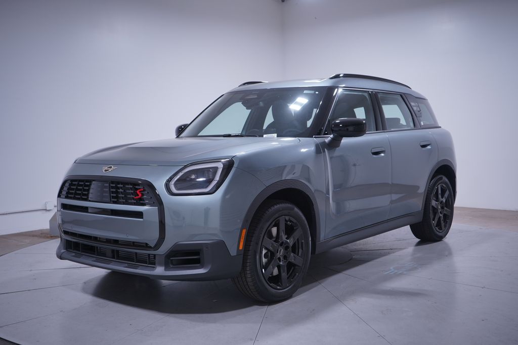 2026 MINI Countryman S's photo