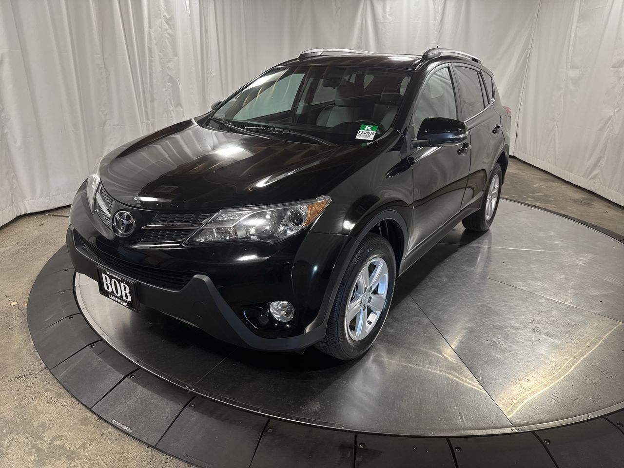 2014 Toyota RAV4 XLE's photo