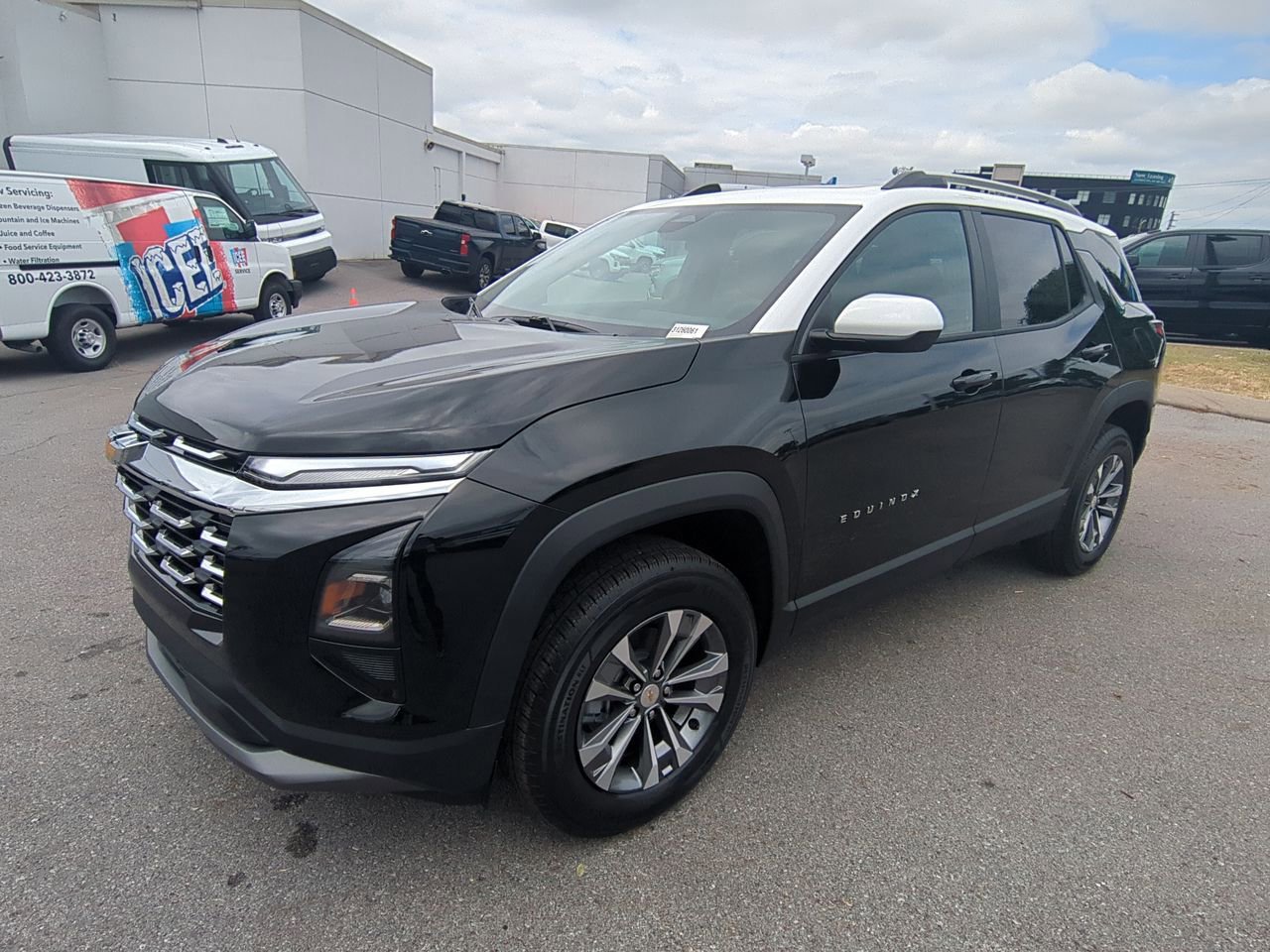 2026 Chevrolet Equinox LT photo 3