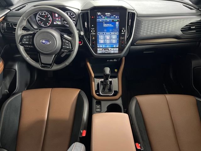 2025 Subaru Forester Touring photo 2