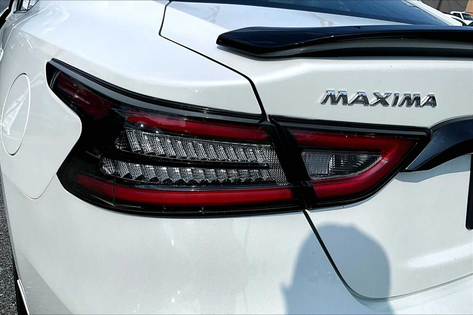 2023 Nissan Maxima SR photo 26
