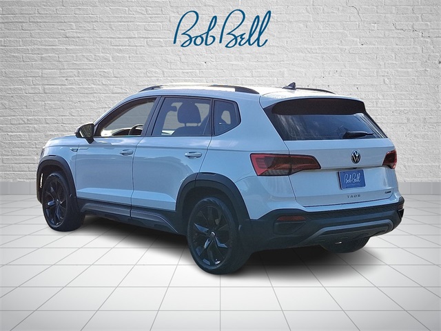 2022 Volkswagen Taos S photo 2