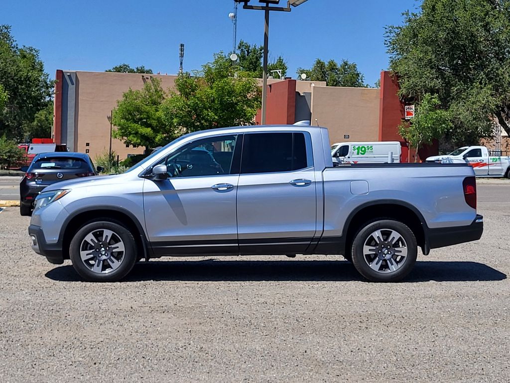2019 Honda Ridgeline RTL-E photo 4