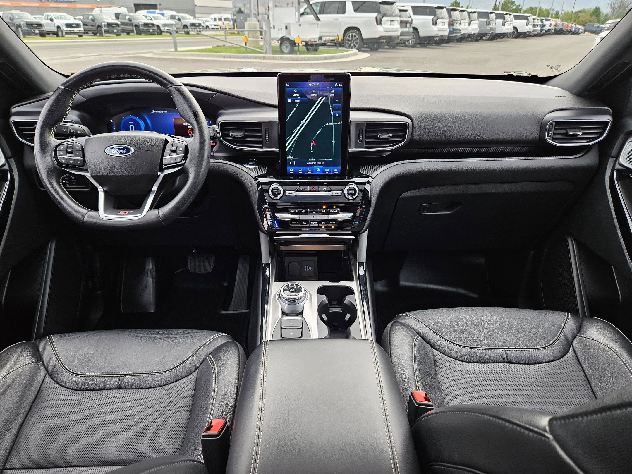 2023 Ford Explorer ST photo 26