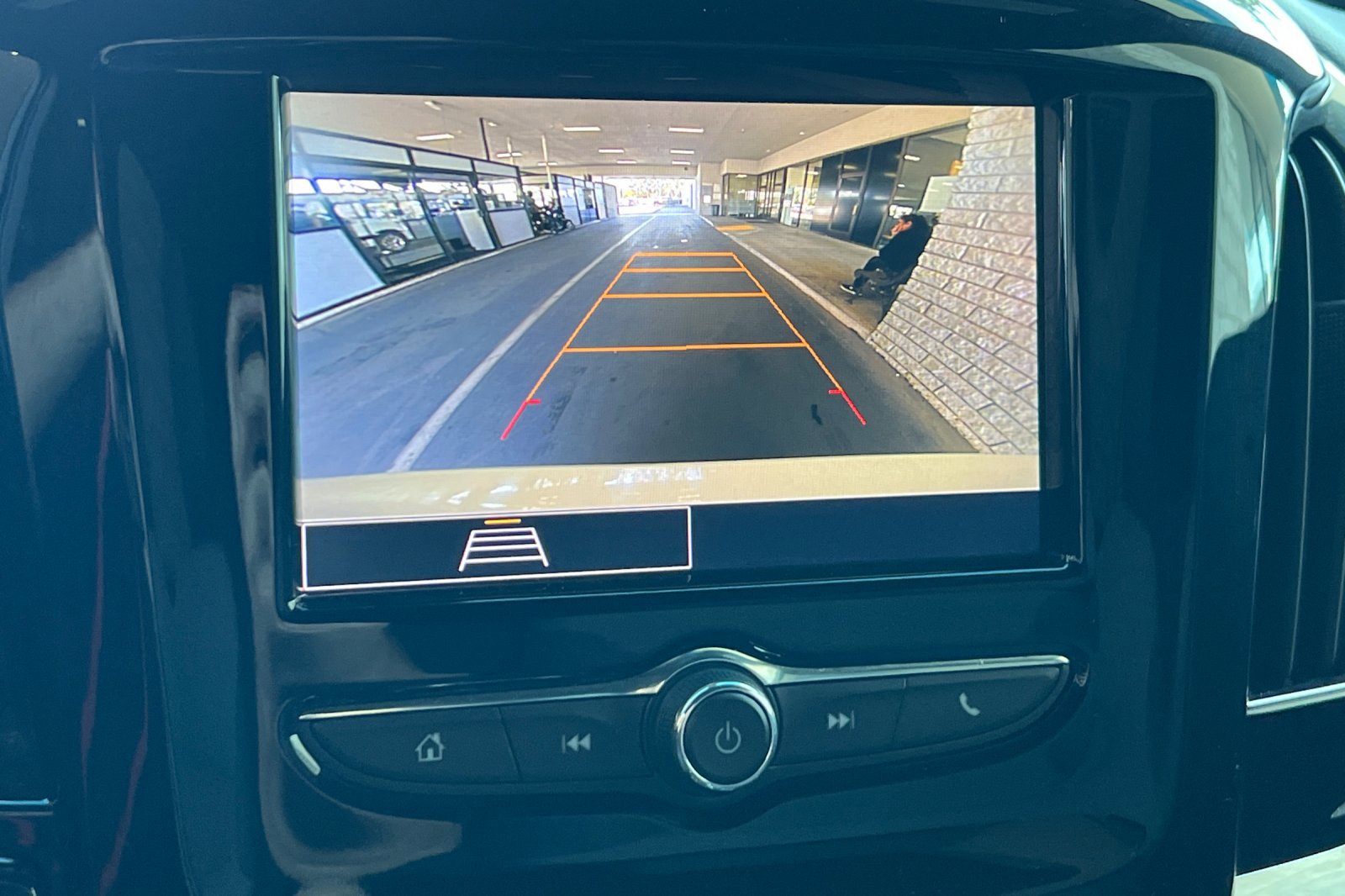 2023 Chevrolet Traverse Cloth photo 18