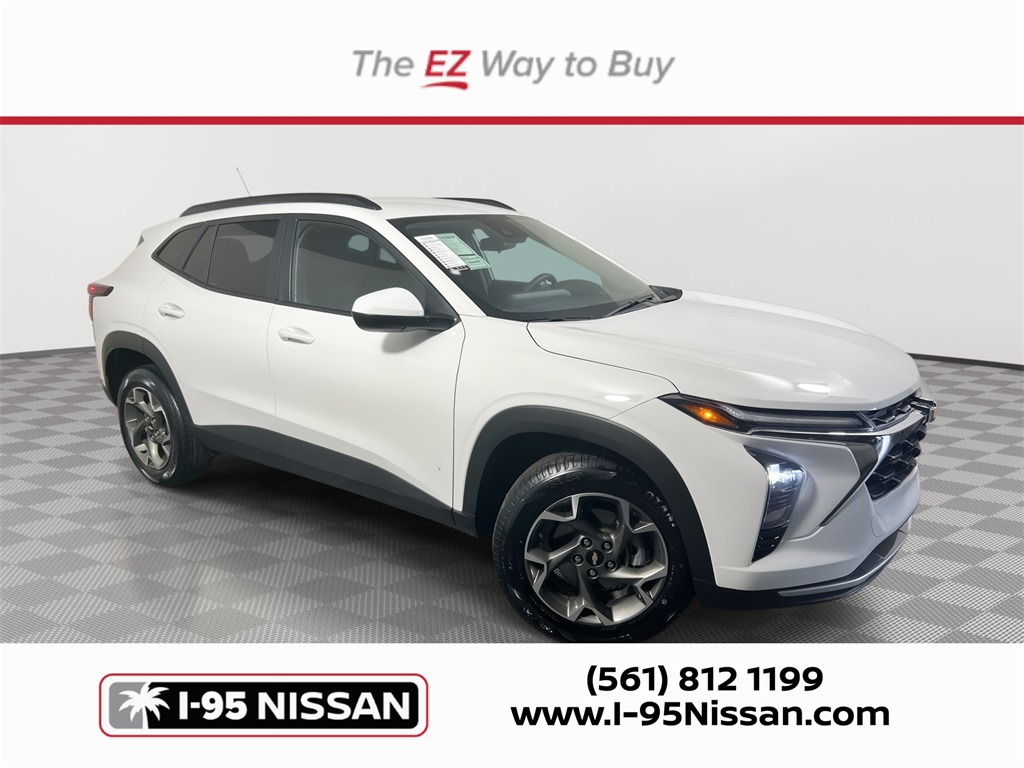 2024 Chevrolet Trax LT's photo