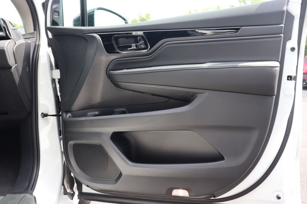 2026 Honda Odyssey Elite photo 18