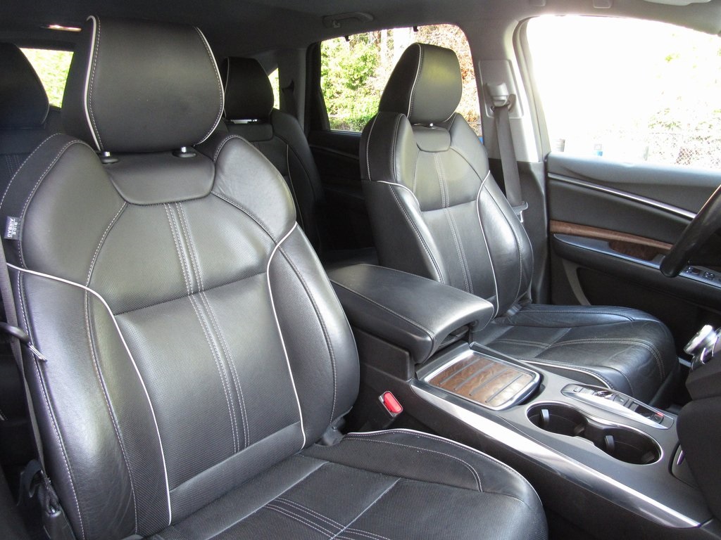 2018 Acura MDX SH-AWD Advance photo 18