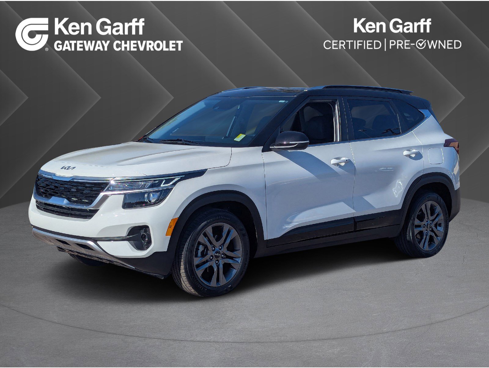 2023 Kia Seltos S's photo