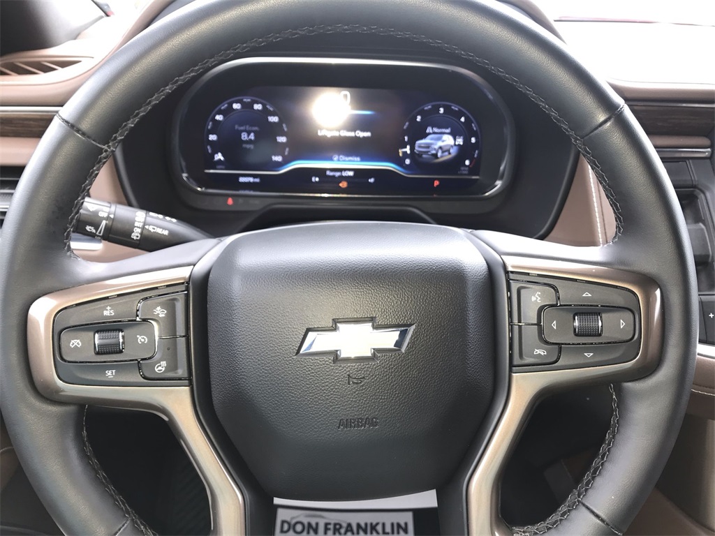 2023 Chevrolet Suburban High Country photo 13