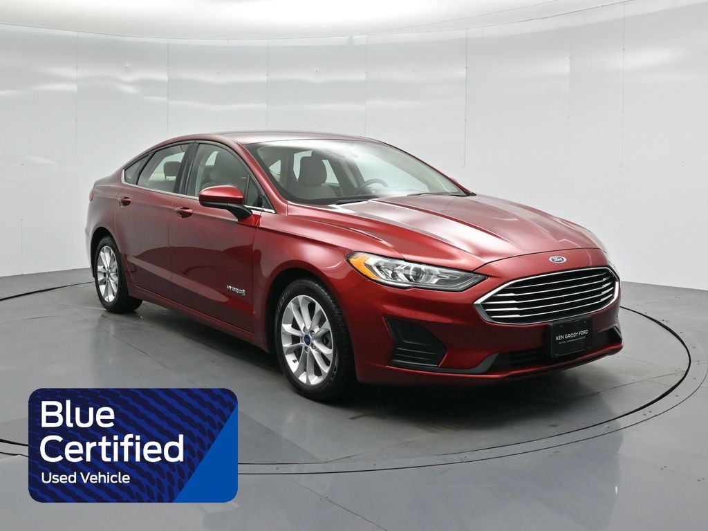 2019 Ford Fusion Hybrid SE's photo