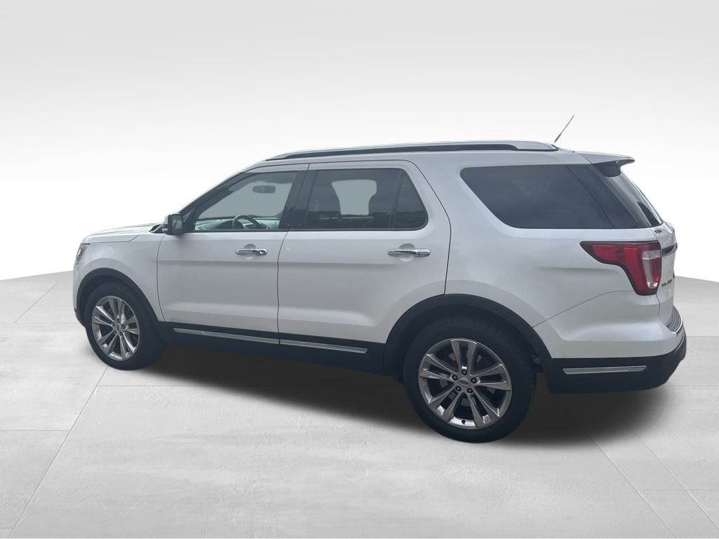 2019 Ford Explorer Limited photo 2